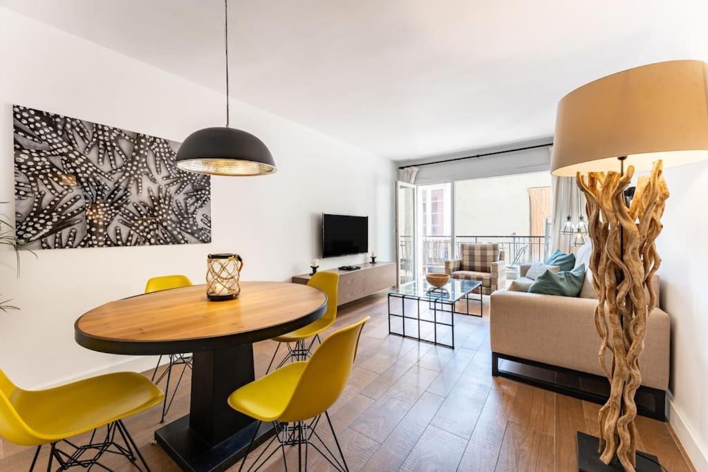 Super Central Malaga Flat With Terrace And Free Parking Экстерьер фото